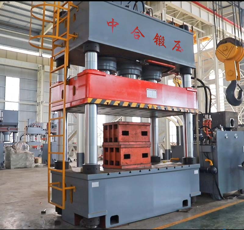 1500噸三梁四柱液壓機(jī)的參數(shù)、價(jià)格(圖2)